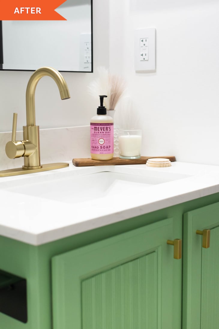 Budget-Friendly Bathroom Redo with Vanity Upcycle - Before and After ...