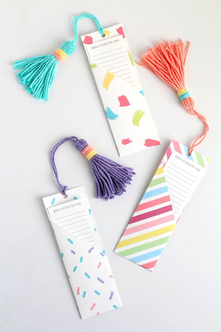 12 Easy DIY Bookmark Ideas for Every Style | Apartment Therapy