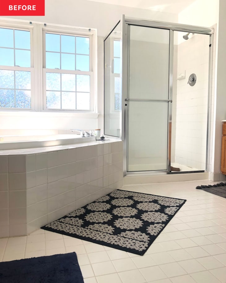 90s Bath Tub