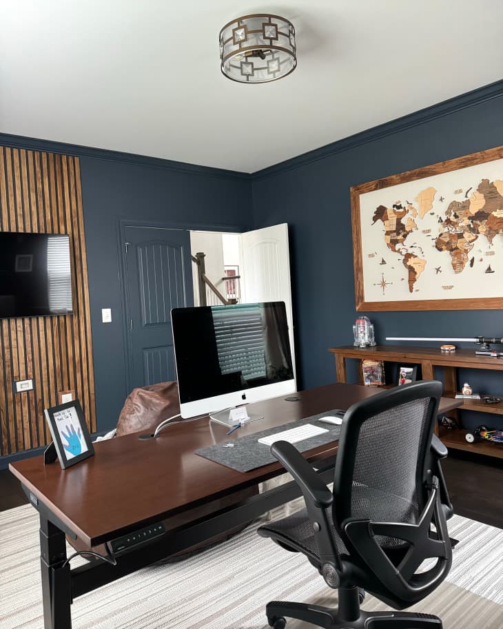 Dark wood bureau discount