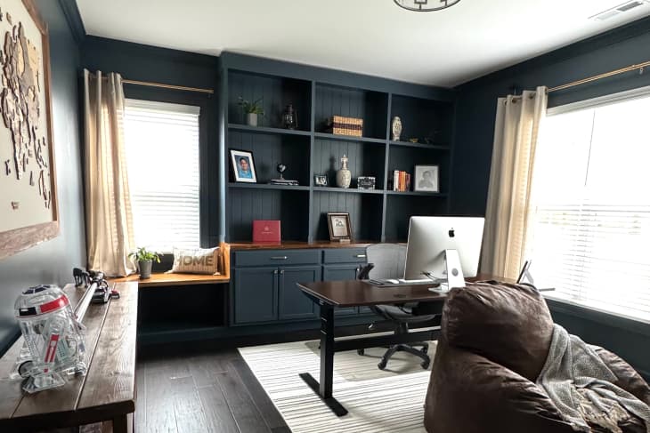 A Home Office Redo Makes Navy & Dark Wood a Must-Try Combo | Apartment Therapy