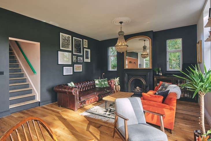 A Tear-Down Makeover Turns a Victorian Living Room into a Stunner | Cubby