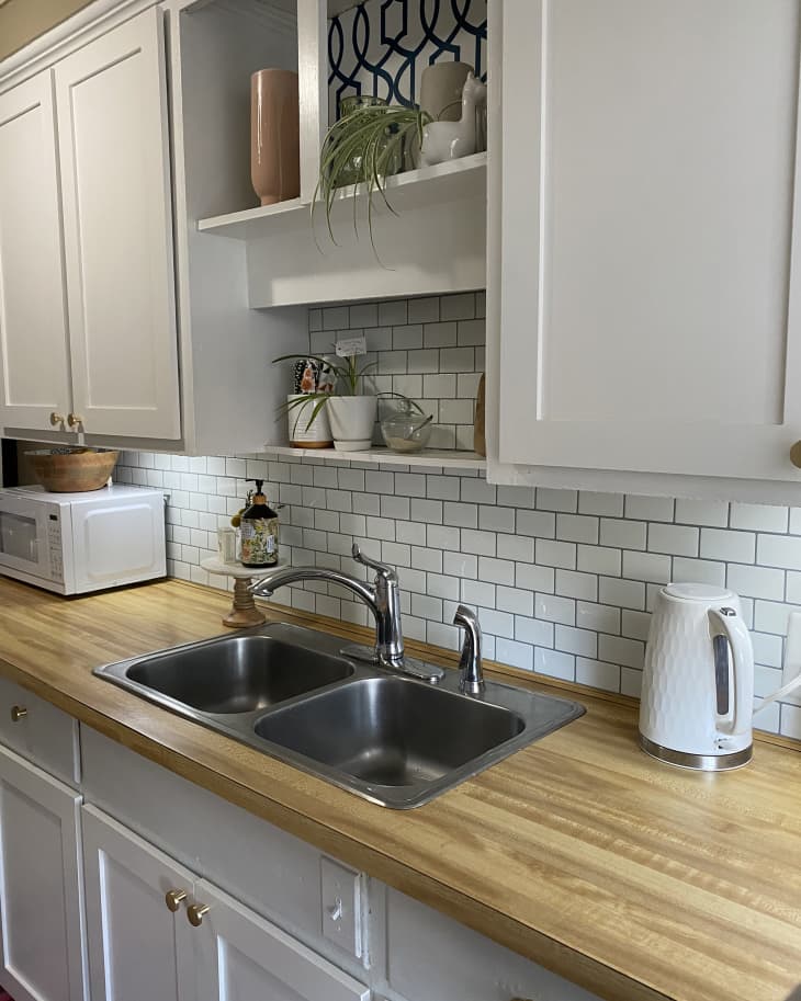 The Cabinets in This $500 Kitchen Makeover Look Twice the Price ...