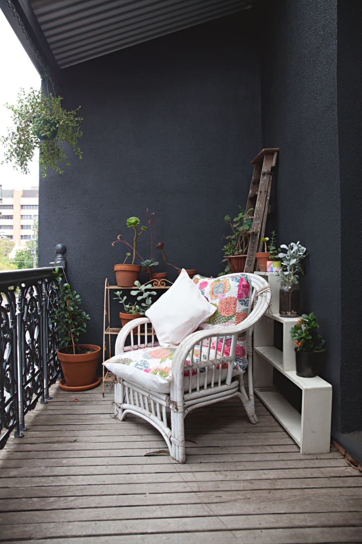 How to Increase Your Curb Appeal As a Renter | Apartment Therapy