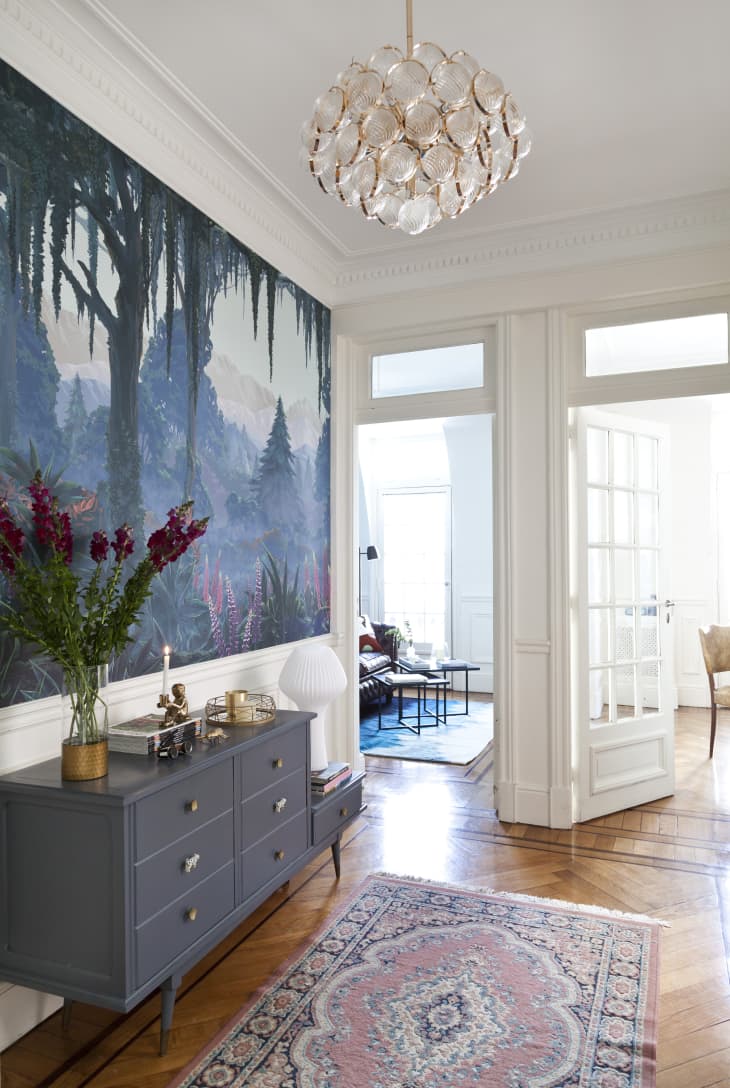 Design Welcoming Cozy Entryway | Apartment Therapy