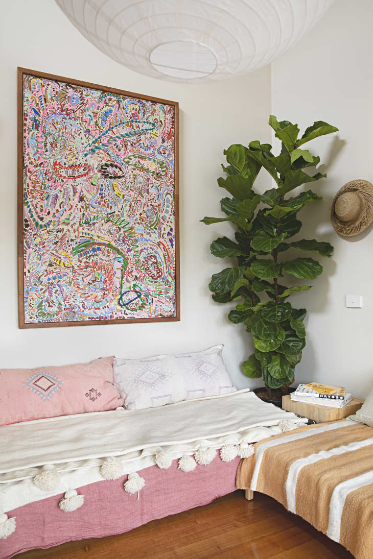 Takeawei Australia Ceramicist Colorful House Tour | Apartment Therapy