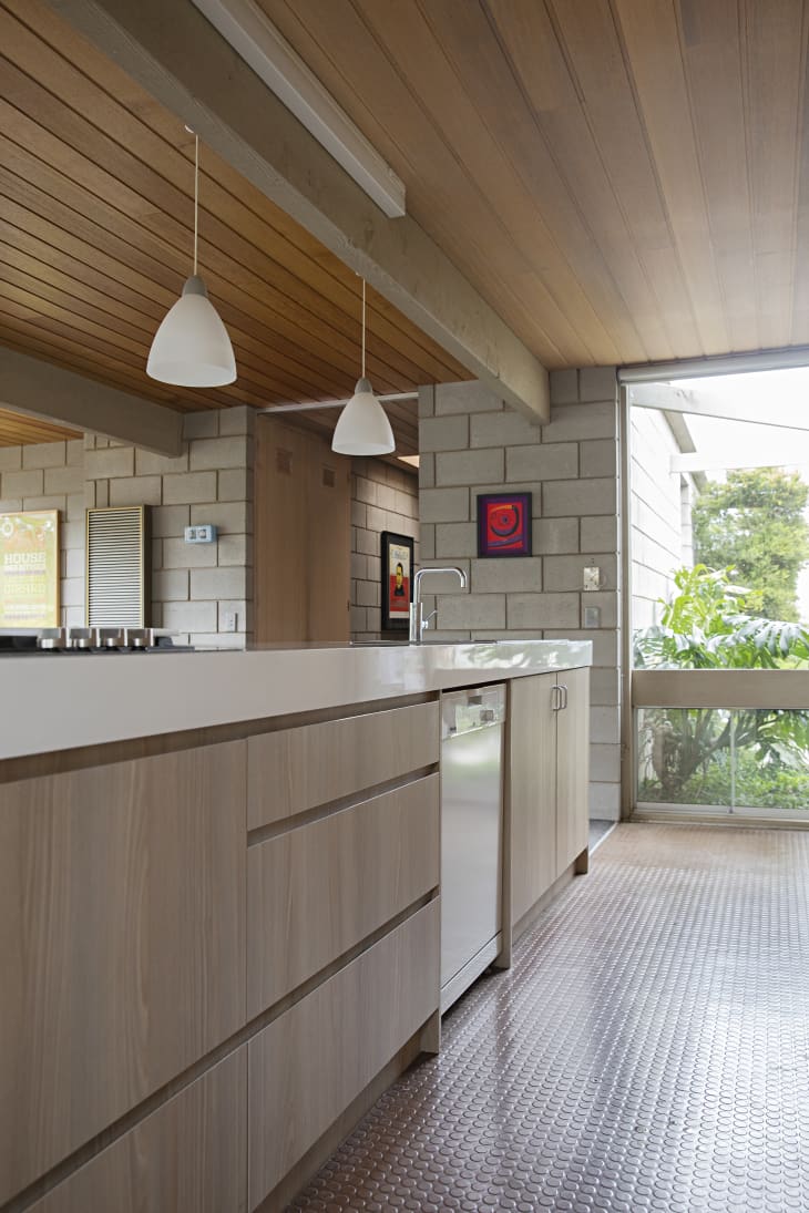 Modern Concrete Block Architecture Inspiration | Apartment Therapy