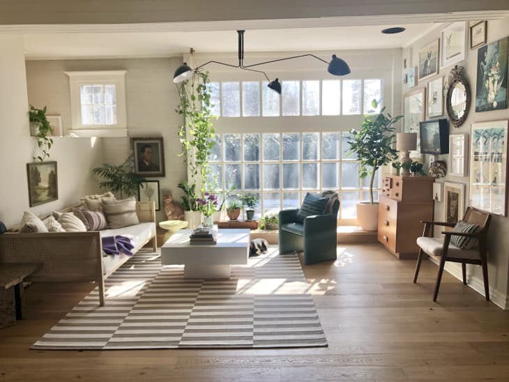This Airy Country Coach House Has Stunning Windows and a Gorgeous $5 ...