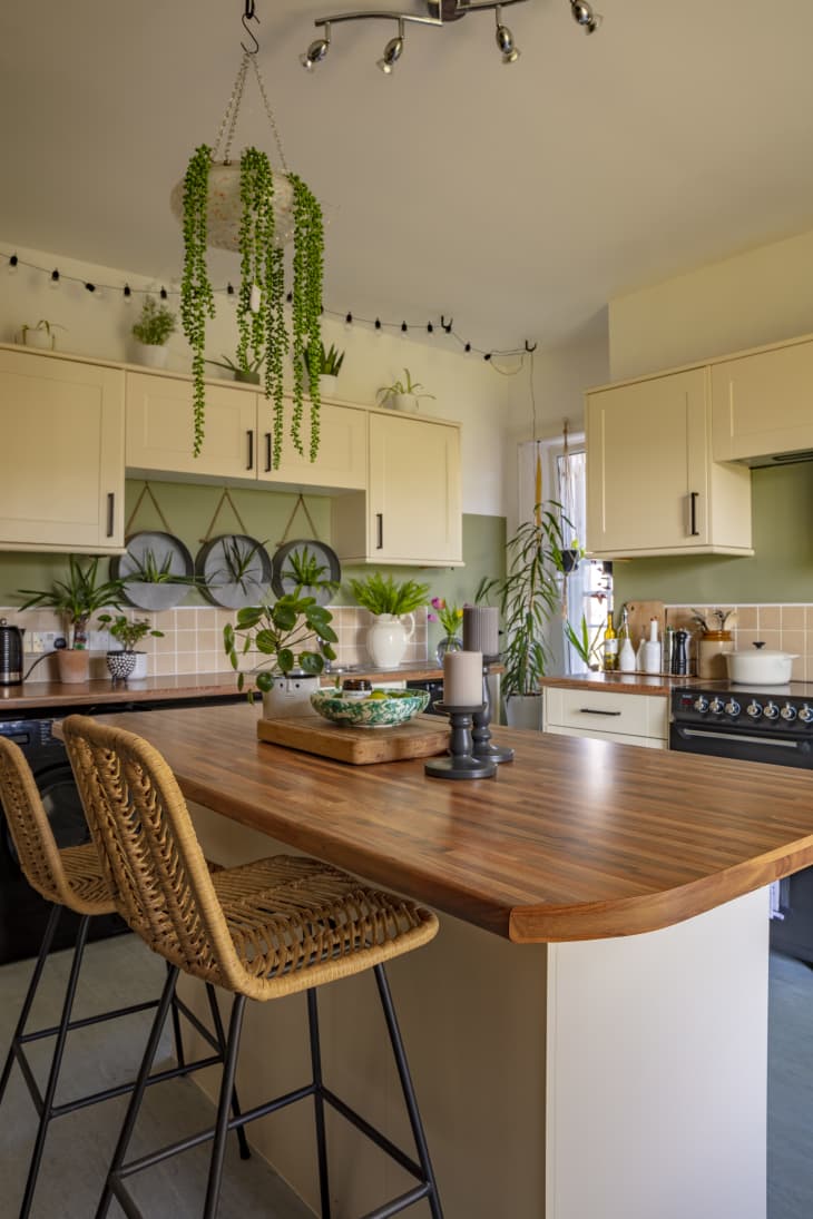 Biophilic Interior Designer Nature-Inspired UK Home | Apartment Therapy