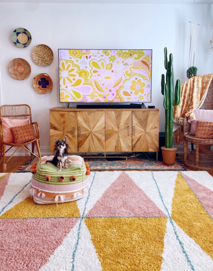 A Florida Family Home with a Colorful Kid's Room (and Sun Wall Decal ...