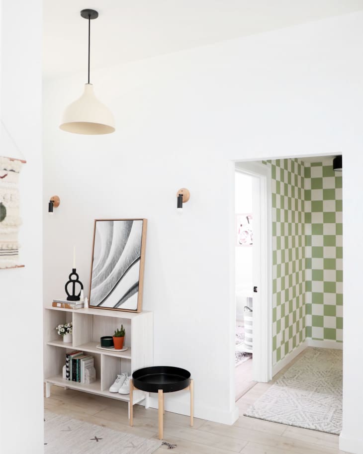 How to Decorate with Checkerboard, According to Designers | Apartment ...