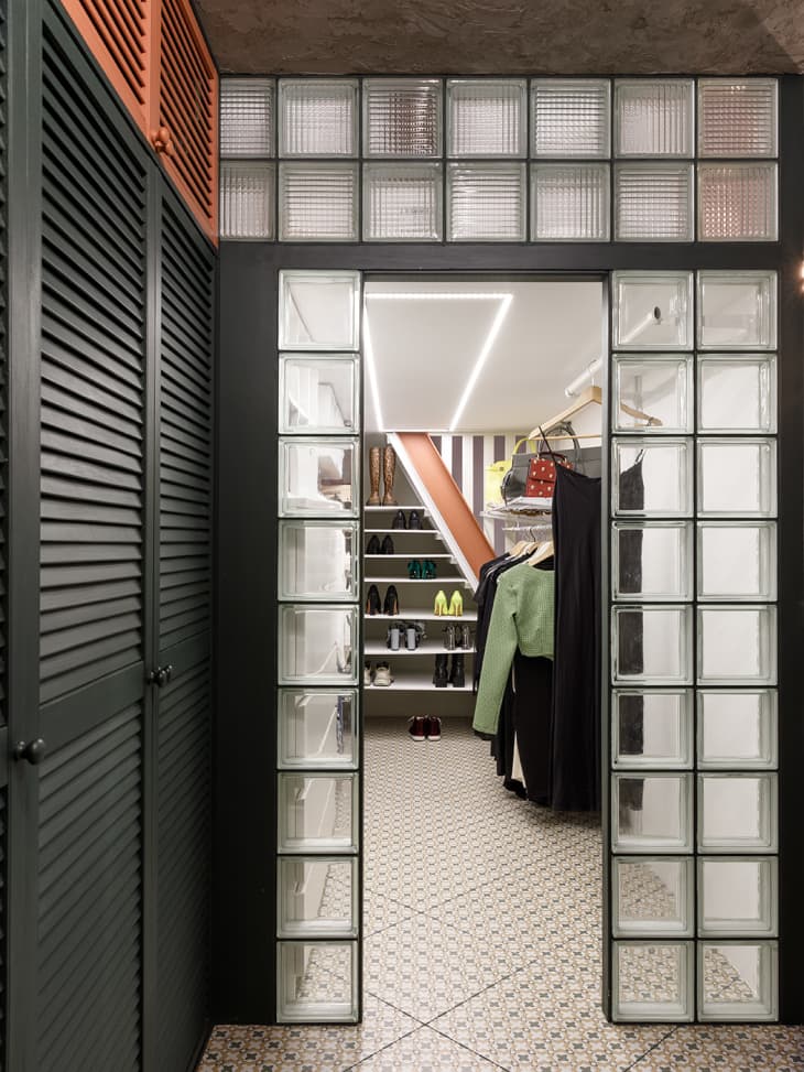 Glass Blocks in Modern Interiors, Functional and Beautiful ... - Lushome