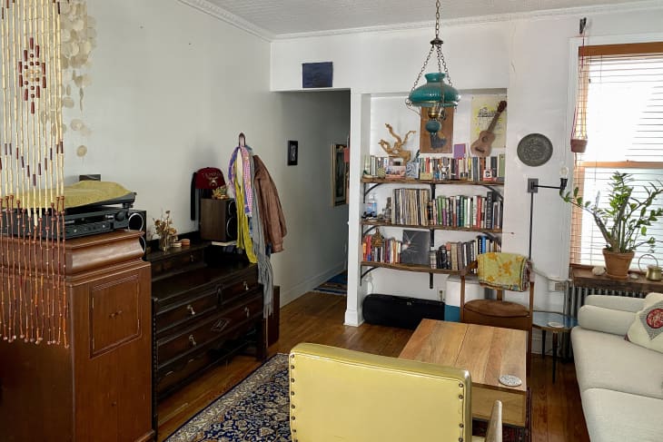 Narrow Bushwick Railroad Apartment Rental Photos | Apartment Therapy