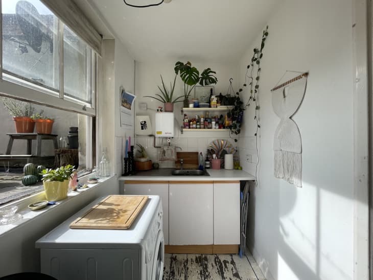 290 Square Foot London Cottage