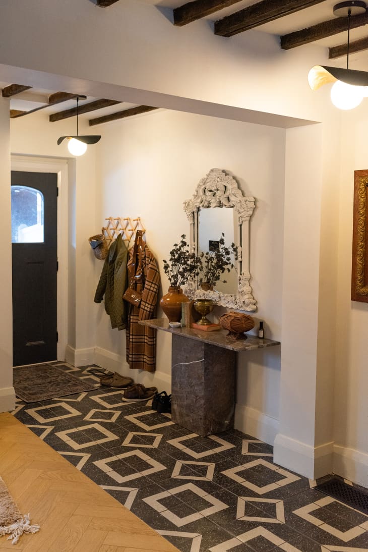 Tour a Dated Fixer Upper That Was Beautifully Remodeled | Apartment Therapy