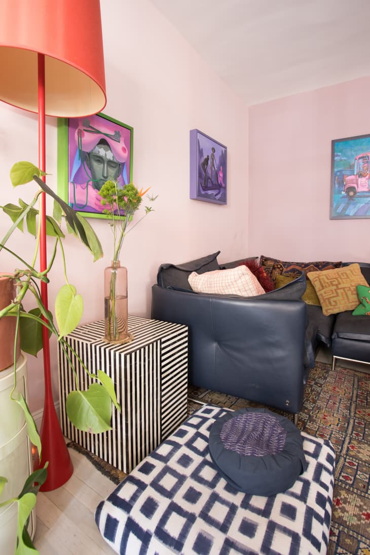 See Inside a Tiny Studio Apartment in Jackson Heights | Apartment Therapy