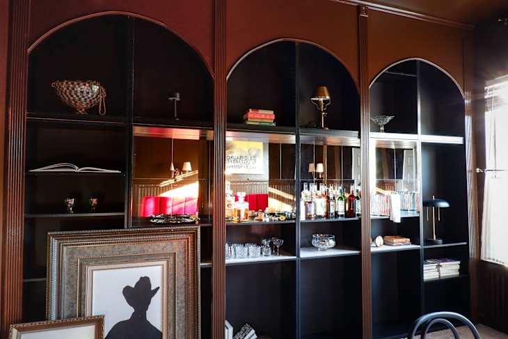 This “Espresso Martini” Hue Is 2026’s Coziest Comeback Color ...