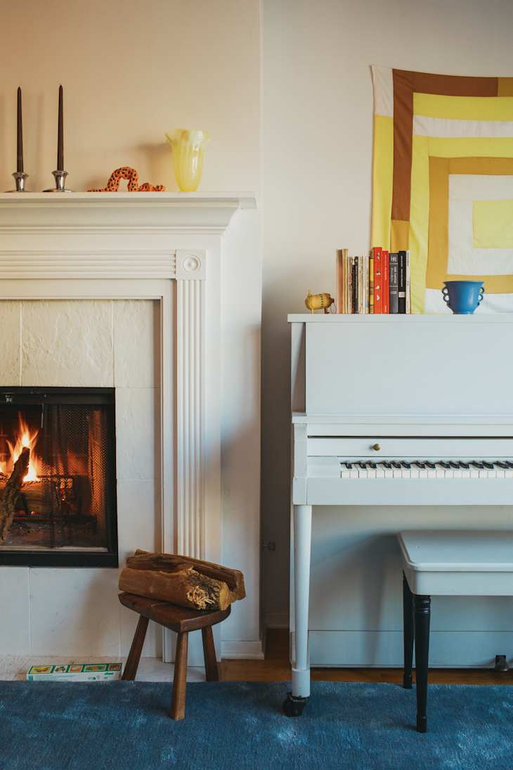 Photo inspiration: Curated Eco Conscious Apartment Ceiling Renovation Gallery View 44