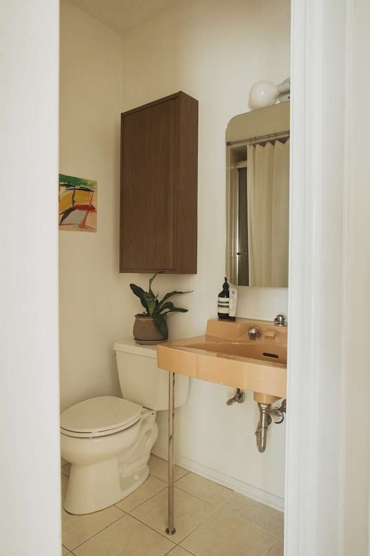 Curated visual reference: Fresh Look at Tour A Practical And Budget Conscious Chicago Renovation