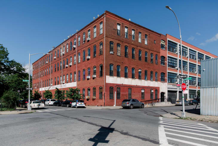 Brooklyn Home Tour: A Plant-Filled Red Hook Loft | Apartment Therapy