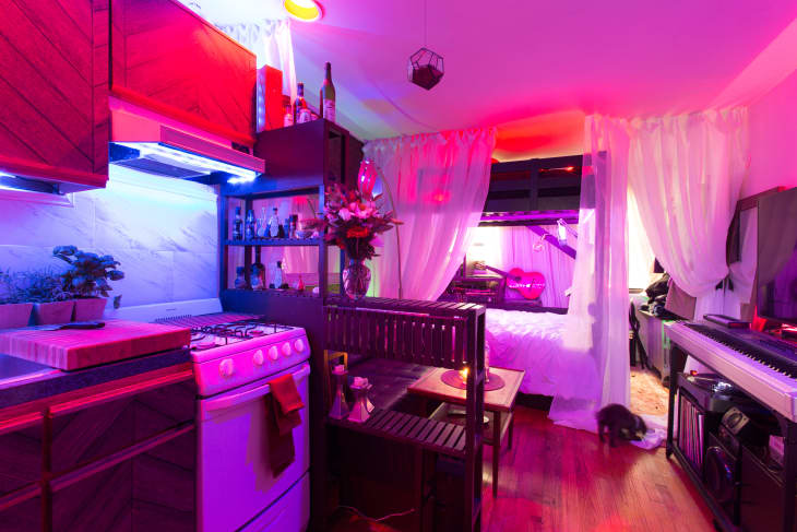 House Tour: A Product Designer's Techie NYC Studio | Apartment Therapy