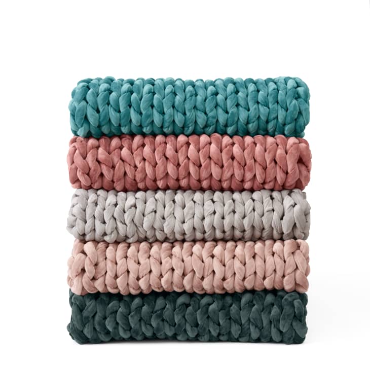 An Honest Review of Bearaby s Velvet Napper in Holiday Colors Apartment Therapy