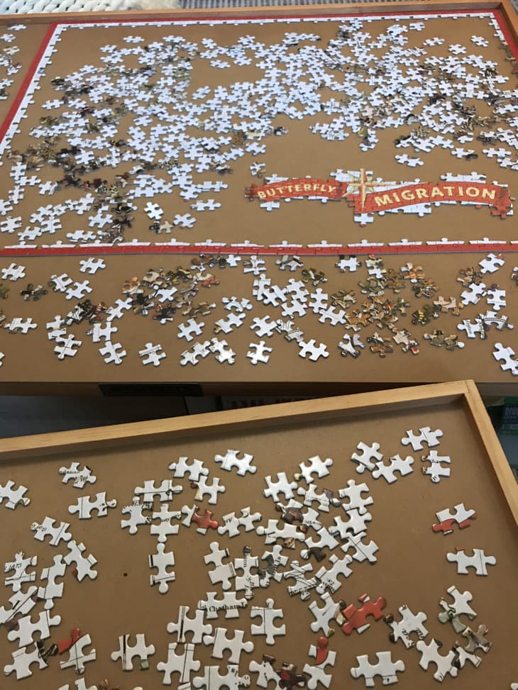 The Genius Gift That Actually Lets You Do Jigsaw Puzzles in Small