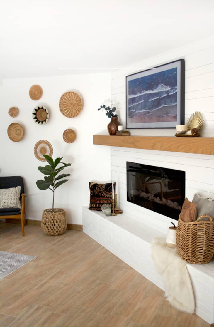 Mid Century Modern Mantel Decor: Transform Your Fireplace Into a Retro ...