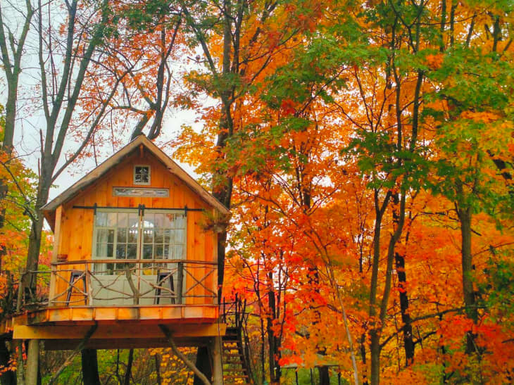 Cozy Fall Weekend House Rentals | Apartment Therapy