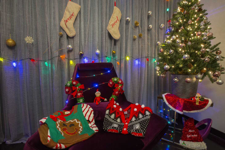 National Lampoon's Christmas Vacation-Themed Hotel Suite | Apartment
