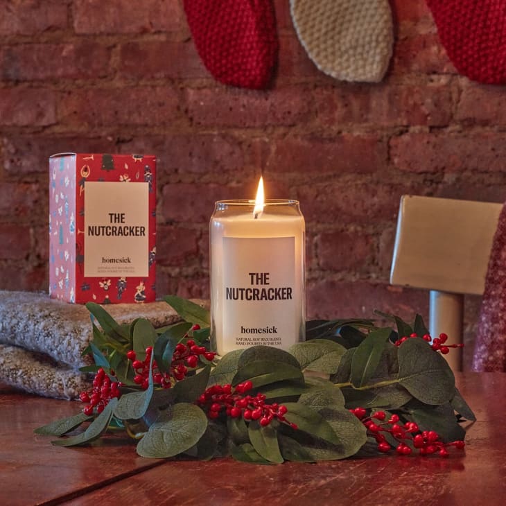 17 Best Winter Candles for 2020 Apartment Therapy