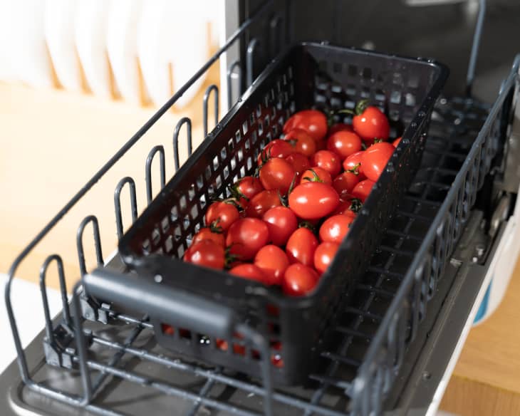 Loch Electronics Launches 3in1 Compact Dishwasher on Kickstarter Apartment Therapy