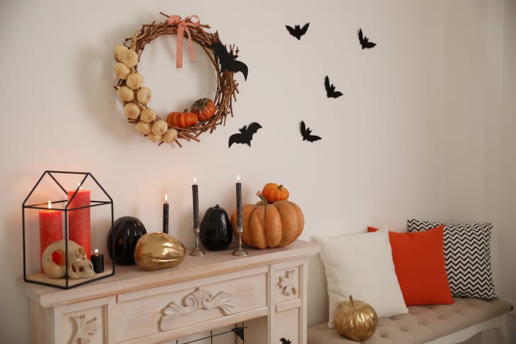 Disney Haunted Mansion Halloween Decorating Tips Apartment Therapy 5450