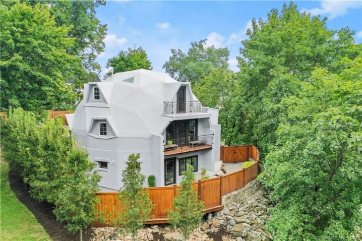 See Inside a Connecticut Geodesic Dome Home for Sale (PHOTOS ...