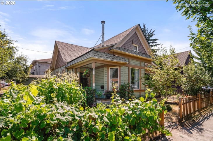 5 Cottagecore Homes for Sale Under $400,000 | Apartment Therapy