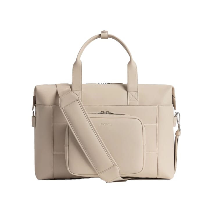 Best Duffel Bag — Monos Metro Duffel Bag Review Apartment Therapy