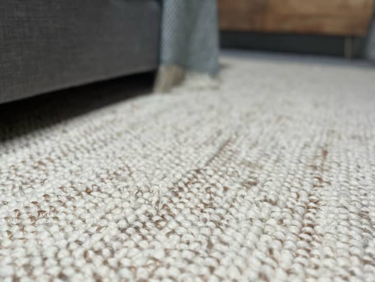 West Elm Mini Pebble Wool Jute Rug Review 2023 | Apartment Therapy