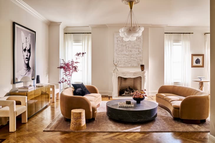 CB2 Best Of Collection: Iconic Styling Tips from Jason Saft Apartment