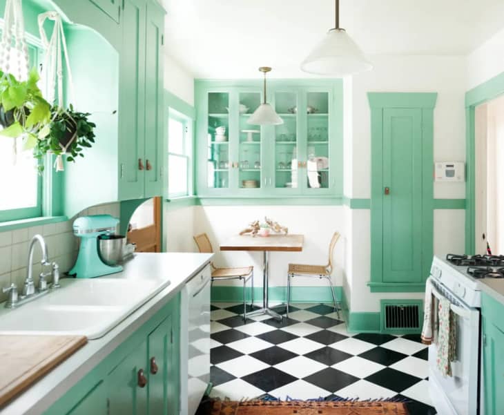 What Colors Go With Mint Green Try These Complementary Colors