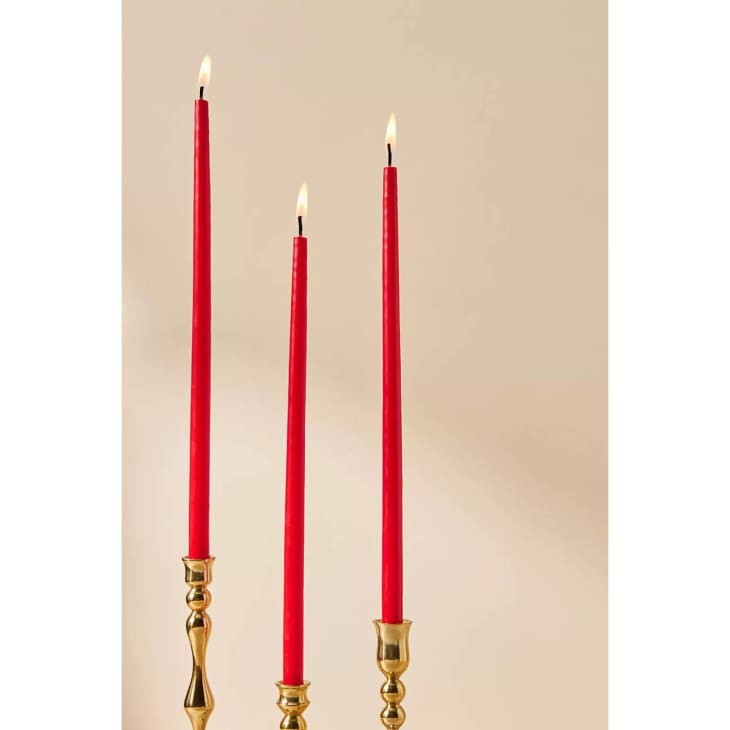 Narrow Taper Candles Are About to Dominate 2024 Home Decor Apartment