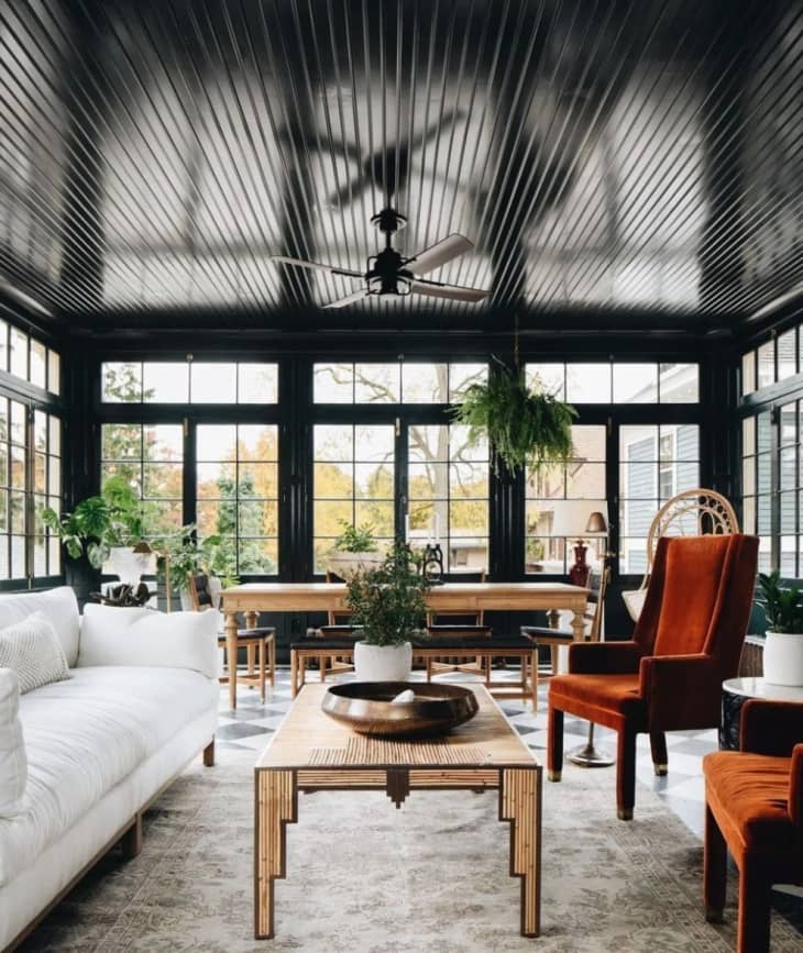 6 Black Ceiling Ideas That Totally Work Apartment Therapy   Black Ceiling 7