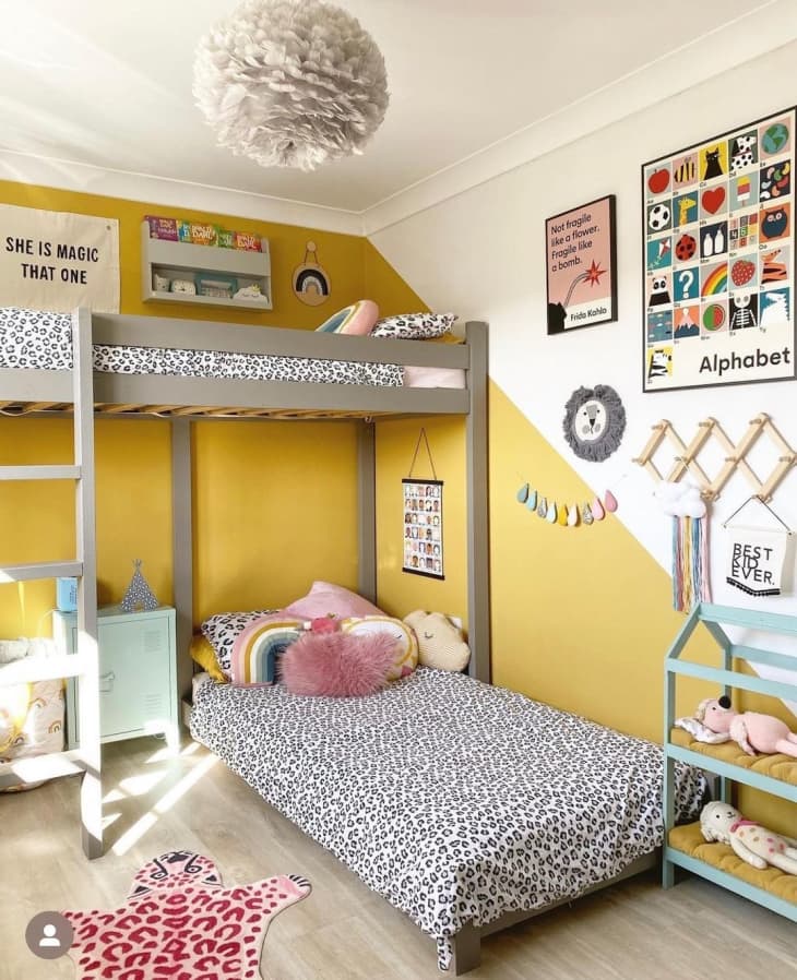 Small bunk beds store with storage