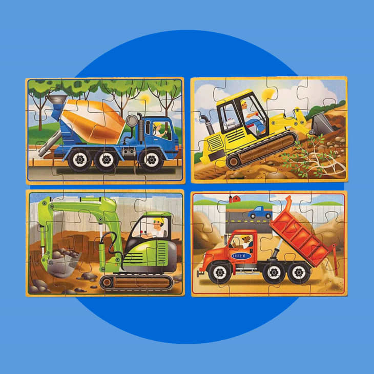Melissa & Doug Wooden Jigsaw Puzzles in a Box at Amazon