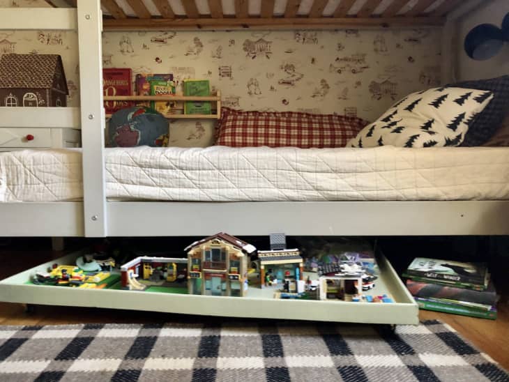 train and boys storage under a kids bed