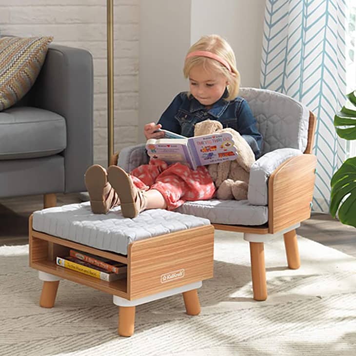 Comfortable chair for online kids