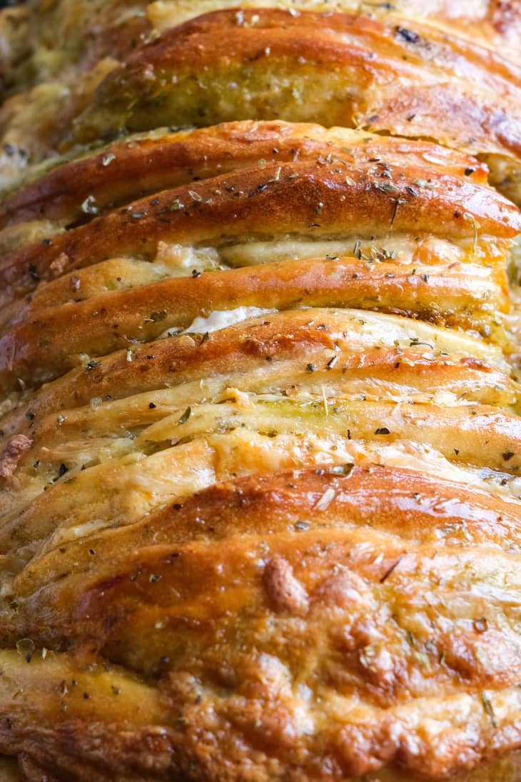 I Tried Nadiya Hussain’s PullApart Pizza Bread and It’s A Delicious