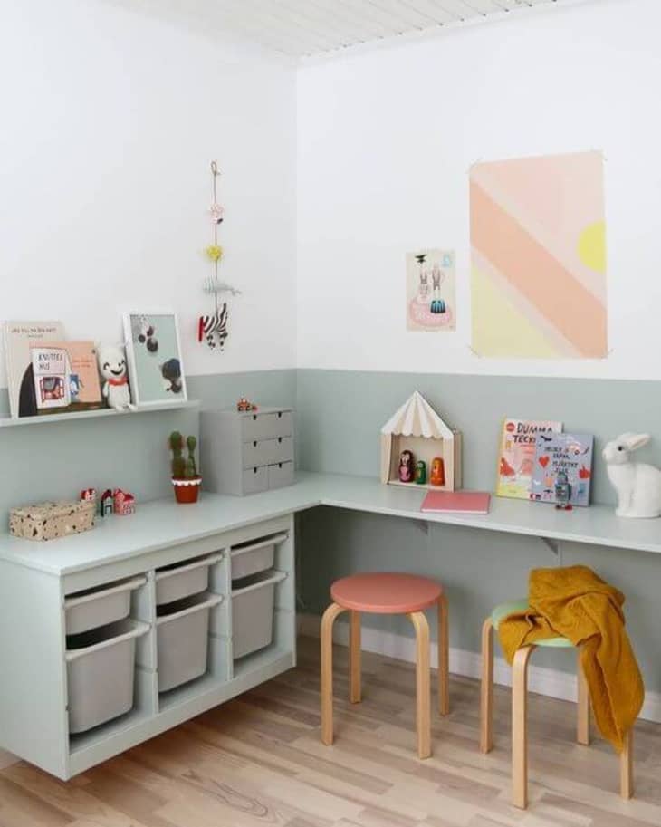 Ikea kids hot sale toy shelf