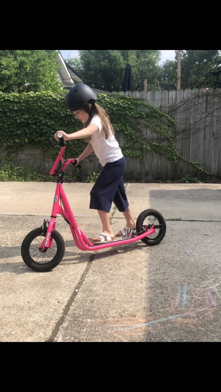 Pink mongoose deals scooter