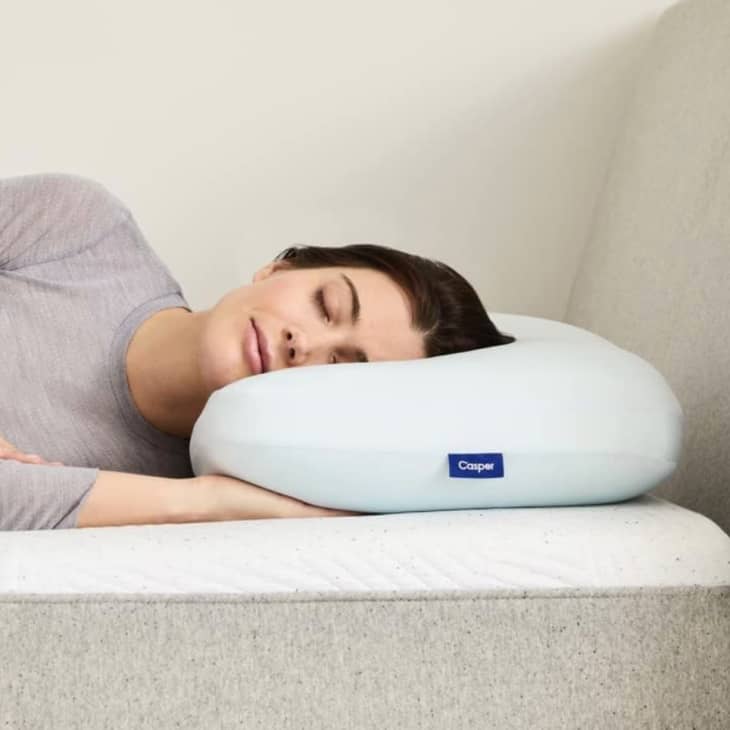 Casper Sleep Hybrid Snow Pillow at Amazon