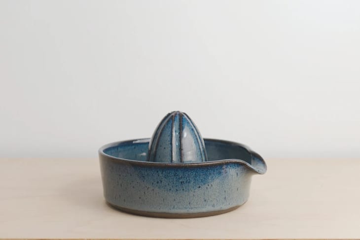 Product Image: Blue Ceramic Juicer